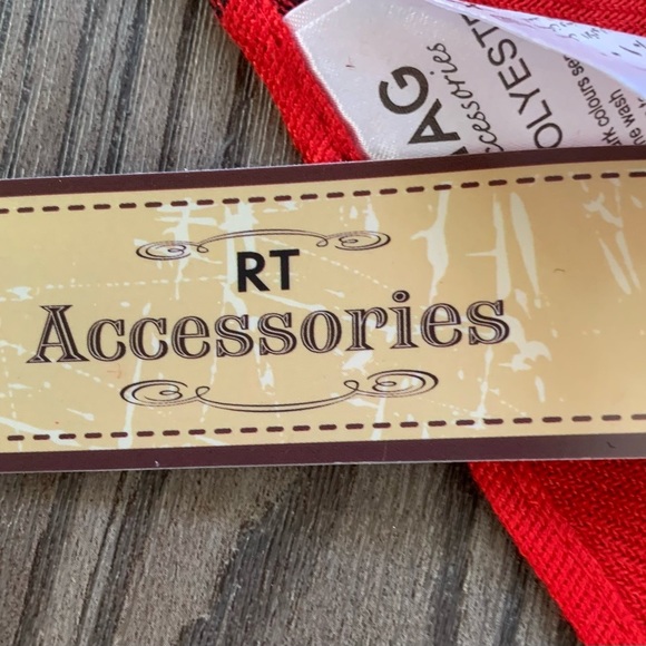 Scarf - Picture 5 of 6